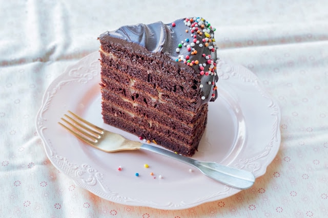 עוגת שוקולד טבעונית במחבת