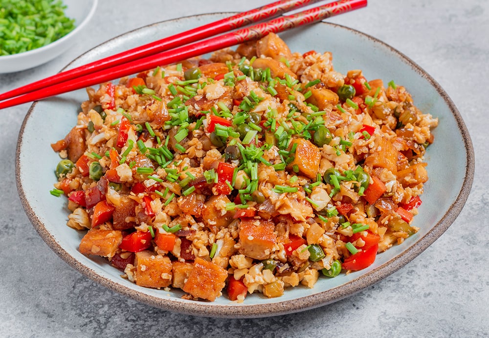 אורז כרובית טבעוני מטוגן ללא גלוטן