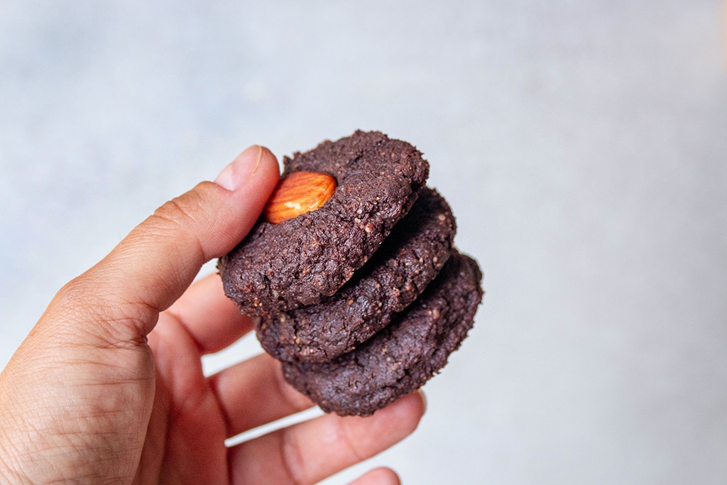 עוגיות שוקולד טבעוניות בלי גלוטן וסוכר
